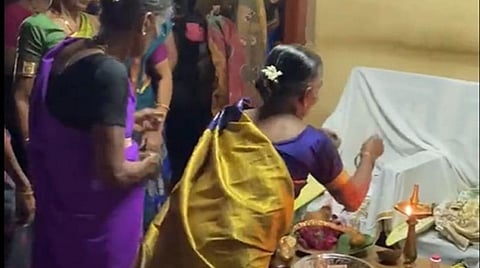 கர்நாடகாவில் விநோதம்: மணமக்கள் இறந்து 30 ஆண்டுகளுக்கு பின்னர் நடந்த திருமணச் சடங்கு