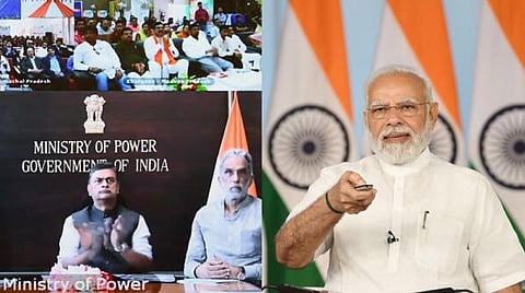 ரூ.5,200 கோடி மதிப்பில் பசுமை ஆற்றல் திட்டங்களுக்கு பிரதமர் அடிக்கல் - சோலார் பேனல் தொடர்பான இணையதளமும் அறிமுகம்