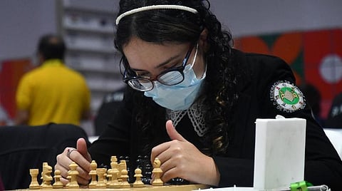 செஸ் ஒலிம்பியாட் 2022 | பிரெயிலி பலகையில் விளையாடும் நடாஷா