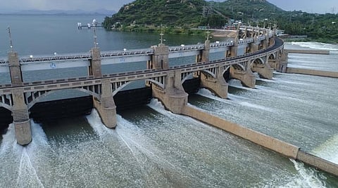 மக்கள் எதிர்பாராத நேரத்தில் தண்ணீர் வெளியேற்றும் அளவை அதிகப்படுத்தக் கூடாது: முதல்வர் ஸ்டாலின்