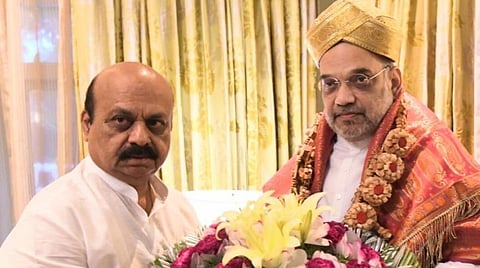 பாஜக தொண்டர்களின் பாதுகாப்பு - கர்நாடக முதல்வர் பசவராஜ் பொம்மையுடன் உள்துறை அமைச்சர் அமித் ஷா ஆலோசனை