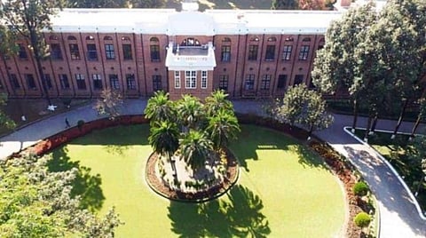 ‘கள்ளக்குறிச்சி மாவட்டத்தில் விடுதியுடன் கூடிய 8 பள்ளிகளில் 1 மட்டுமே அனுமதி பெற்றுள்ளது’