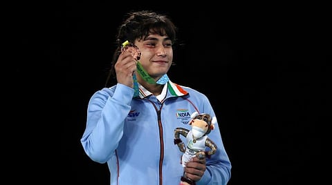 ‘‘மன்னிப்பு வேண்டாம்; கொண்டாடப்பட வேண்டியது’’ - வெண்கலம் வென்றதற்காக அழுத வீராங்கனைக்கு பிரதமர் ஆறுதல்