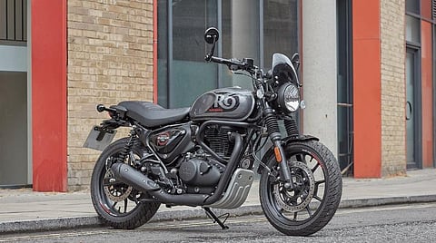 இந்தியாவில் அறிமுகமானது ராயல் என்ஃபீல்டு ஹண்டர் 350 பைக்: விலை & சிறப்பு அம்சங்கள்