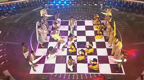 செஸ் ஒலிம்பியாட் நிறைவு விழா: பார்வையார்களை கவர்ந்த பாரம்பரிய விளையாட்டுக் கலை நிகழ்ச்சி