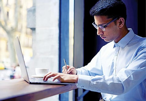 டிஜிட்டல் கில்லாடி ஆகலாம்! - 6: 2 எண்களை கூட்ட முடிந்தால் தொழில்நுட்பம் வசப்படும்!