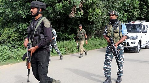 காஷ்மீரில் தீவிரவாதிகள் தாக்குதல் - பிஹார் தொழிலாளி உயிரிழப்பு