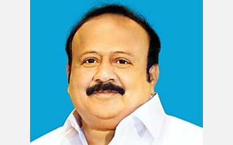 இபிஎஸ் நீலிக்கண்ணீர் வடிப்பதை விவசாயிகள் நம்பமாட்டார்கள்: அமைச்சர் எம்.ஆர்.கே.பன்னீர்செல்வம்