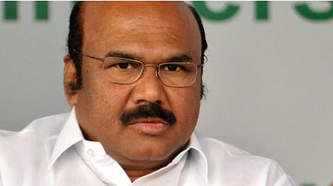 சசிகலா, தினகரனை அதிமுகவில் சேர்ப்பதற்கு வாய்ப்பே இல்லை: ஜெயக்குமார்