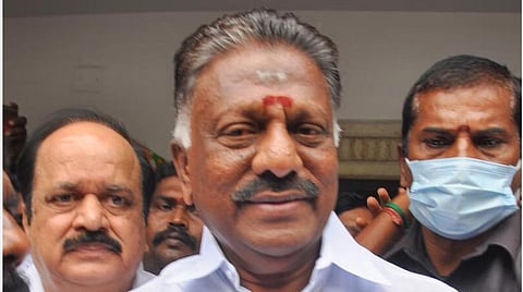 இலங்கை மக்களுக்கு ரூ.50 லட்சம் நிதியுதவி: தமிழக அரசுக்கு அனுப்பினார் ஓபிஎஸ்