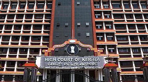 மனைவியை வேறு பெண்ணுடன் ஒப்பிட்டு பேசுவது கொடுமை - கேரள உயர் நீதிமன்றம் கருத்து