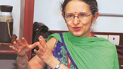 'இலவசங்களுக்கும் ஒரு விலை இருக்கு; வாக்காளர்களுக்கு அதன் தாக்கம் தெரியட்டும்' - ரிசர்வ் வங்கி உறுப்பினர்