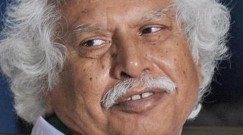 மதுசூதன் மிஸ்திரி.