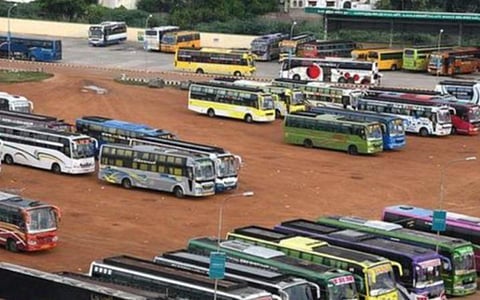 விதிகளை மீறி ஆம்னி பேருந்துகள் இயக்கம்: உரிமையாளர்களிடம் ரூ.9.65 லட்சம் அபராதம் வசூலிப்பு