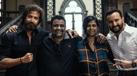 மிரட்டும் ஹிர்த்திக் ரோஷன் - சைஃப் அலி கான் காம்போ: வெளியானது 'விக்ரம் வேதா' இந்தி மொழி டீசர்