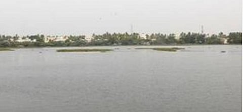 ஆந்திராவில் ஏரியில் விழுந்து 3 பேர் உயிரிழப்பு