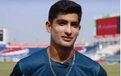 IND vs PAK | முதல் ஓவரில் கே.எல்.ராகுலை டக் அவுட் செய்த அறிமுக வீரர் நசீம் ஷா