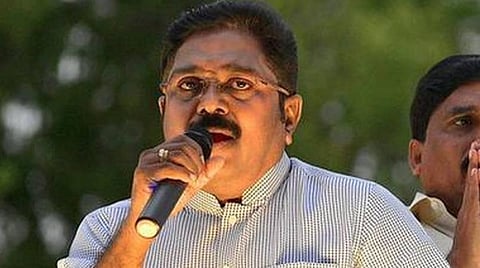 'தீய சக்தி கூட்டத்தை அதிகாரத்தில் இருந்து அகற்றுவதை யோசிக்க வேண்டும்' - ஆர்.பி.உதயகுமாருக்கு டிடிவி பதில்