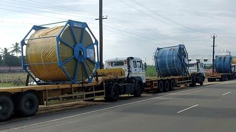 ரூ.1 கோடி ஜிஎஸ்டி ஏய்ப்பு: மதுரையில் 22 நாட்களாக நிறுத்தப்பட்டுள்ள மேற்கு வங்க லோடு லாரிகள்