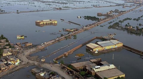 பலுசிஸ்தானில் வெள்ளத்தால் மூழ்கிய மாகாணம்
