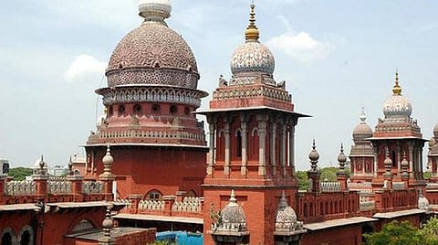 2 மாதங்களில் 65,000 வழக்குகளில் குற்றப் பத்திரிகை: தென் மண்டல ஐஜி, டிஐஜிக்கு ஐகோர்ட் பாராட்டு