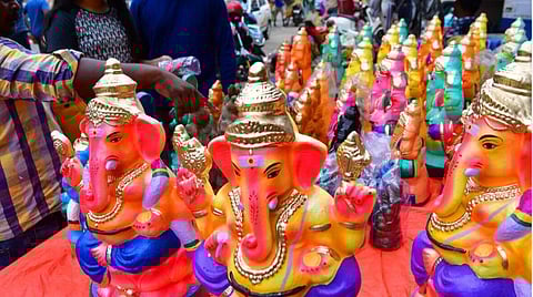 அனைவரது வாழ்விலும் ஆரோக்கியத்தையும், அமைதியையும் அளிக்கட்டும் - ஆளுநர், தலைவர்கள் விநாயகர் சதுர்த்தி வாழ்த்து