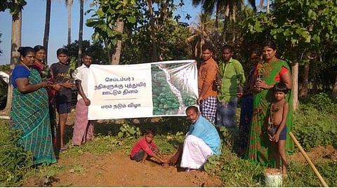 சத்குரு பிறந்தநாளில் 2.5 லட்சம் மரங்களை நடும் பணிகளில் விவசாயிகள் மும்முரம்: ஈஷா தகவல்
