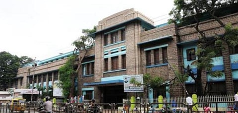 காப்பீட்டுத் தொகையில் மருந்து கொள்முதல் - நெருக்கடியில் அரசு மருத்துவமனைகள்?