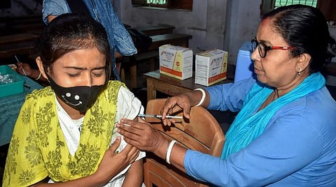 பூஸ்டர் தவணை தடுப்பூசி விரைவாக செலுத்த செப்டம்பர் மாதத்தின் 4 ஞாயிறுகளிலும் சிறப்பு முகாம்