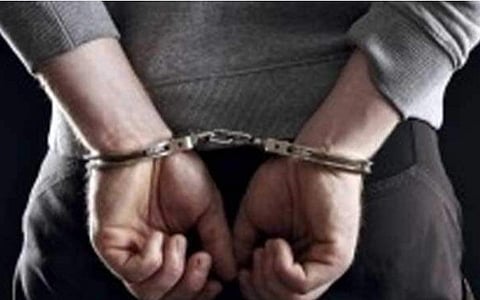 நாகையில் தொடர்ச்சியாக வங்கியில் பணம் எடுப்பவர்களைத் தாக்கி கொள்ளையடித்த தம்பதி உட்பட 3 பேர் கைது