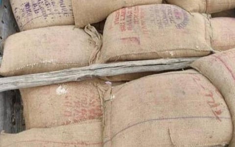 கடந்த ஒரு வாரத்தில் கடத்தப்பட்ட ரூ.10 லட்சம் மதிப்பிலான ரேஷன் அரிசி பறிமுதல்: உணவுத் துறை செயலர் தகவல்