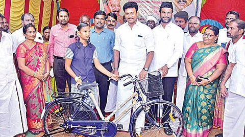 மாணவர் நலனில் அக்கறை காட்டும் ஆசிரியர்கள்: அமைச்சர் அன்பில் மகேஸ் பெருமிதம்