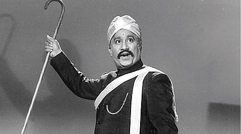 கப்பேலாட்டிய தமிழனாக சிவாஜி