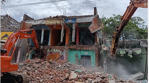 விருத்தாசலம் | இந்திரா நகரில் சொத்து வரி வசூலித்த நகராட்சி நிர்வாகமே மாற்று இடம் தர குடியிருப்புவாசிகள் கோரிக்கை