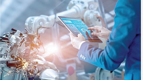 டிஜிட்டல் கில்லாடி ஆகலாம்! - 9: போட்டிபோட்டு வளர்ந்த இரு துறைகள் தெரியுமா?