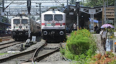 புதிய நில குத்தகை கொள்கை மூலம் ரூ.30,000 கோடி கூடுதல் வருவாய் திரட்டுவதற்கு ரயில்வே இலக்கு