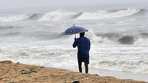 ஆந்திர கடலோரப் பகுதியில் காற்றழுத்த தாழ்வு மண்டலம்
