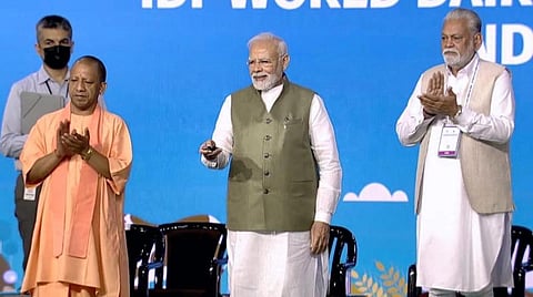 சிறு விவசாயிகளே இந்திய பால் உற்பத்திக்கு ஆதாரம்: பிரதமர் மோடி