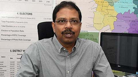 வாக்காளர் பட்டியலுடன் ஆதார் எண் இணைப்பு - தமிழகத்தில் 2.45 கோடி பேர் விண்ணப்பம்