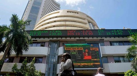 சென்செக்ஸ் 1,093 புள்ளிகள் வீழ்ச்சி