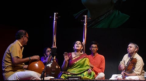 அர்ப்பணிப்பால் ரசிகர்களை ஈர்த்த அதிசயம் எம்.எஸ்.சுப்புலட்சுமி - பிறந்தநாளையொட்டி சென்னையில் இசை அஞ்சலி