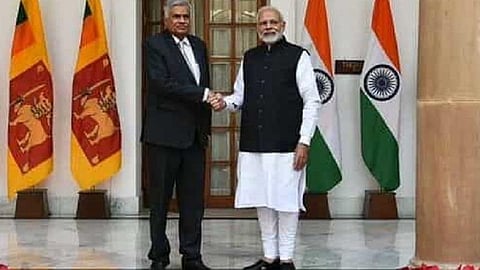 இலங்கைக்கு கடன், நிதியுதவி வழங்குவதில் சீனாவை விஞ்சி இந்தியா தாராளம்