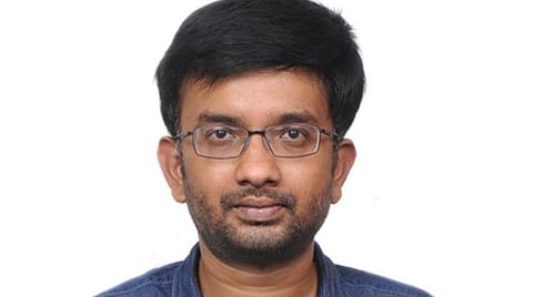 மதுரை அரசு ராஜாஜி மருத்துவமனை நெஞ்சகப் பிரிவு சிறப்பு மருத்துவ நிபுணர் இளம்பரிதி.