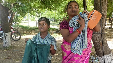 அரசுக்கு கோரிக்கை வைத்த மாணவன்