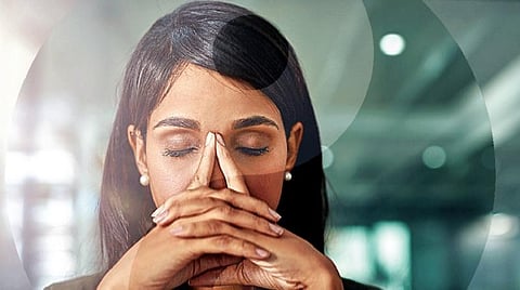 புதிய தொடர் | தினமும் மனதைக் கவனி -1: சார்ந்தே வாழ வேண்டுமா?