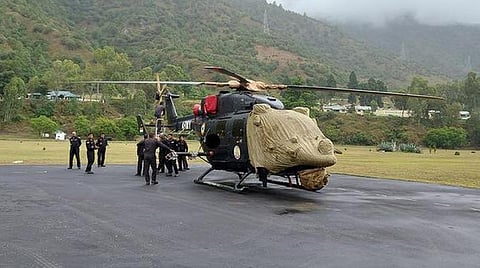 இந்திய ராணுவ ஹெலிகாப்டர் விபத்து - விமானி உயிரிழப்பு