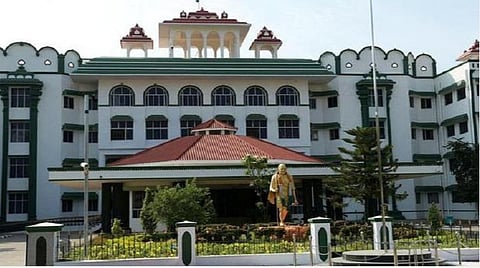 உயர்நீதிமன்ற மதுரை கிளை (கோப்புப்படம்).