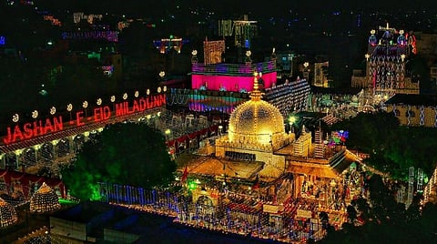 மிலாது நபி திருநாள்: தமிழக ஆளுநர், முதல்வர், தலைவர்கள் வாழ்த்து