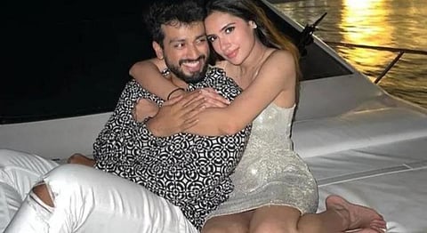 மாடலை காதலிக்கிறார் காளிதாஸ் ஜெயராம்?