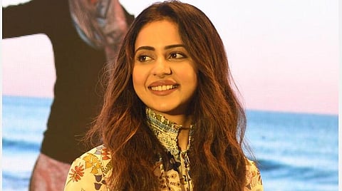 வாழ்க்கை எளிமையானது; பயத்தால் சிக்கலாக்குகிறோம்! - சொல்கிறார் ரகுல் பிரீத் சிங்